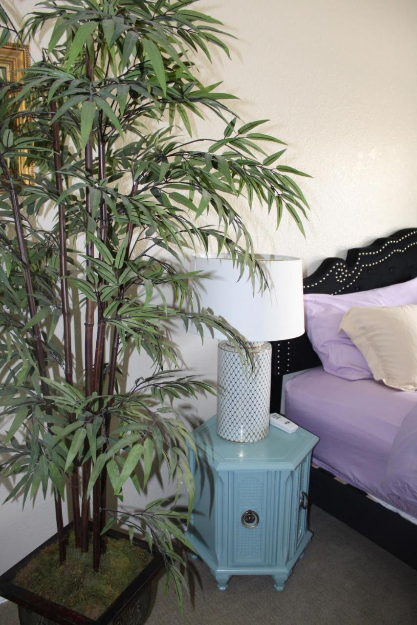 Charming Central Amarillo Retreat With A Jacuzzi ภายนอก รูปภาพ