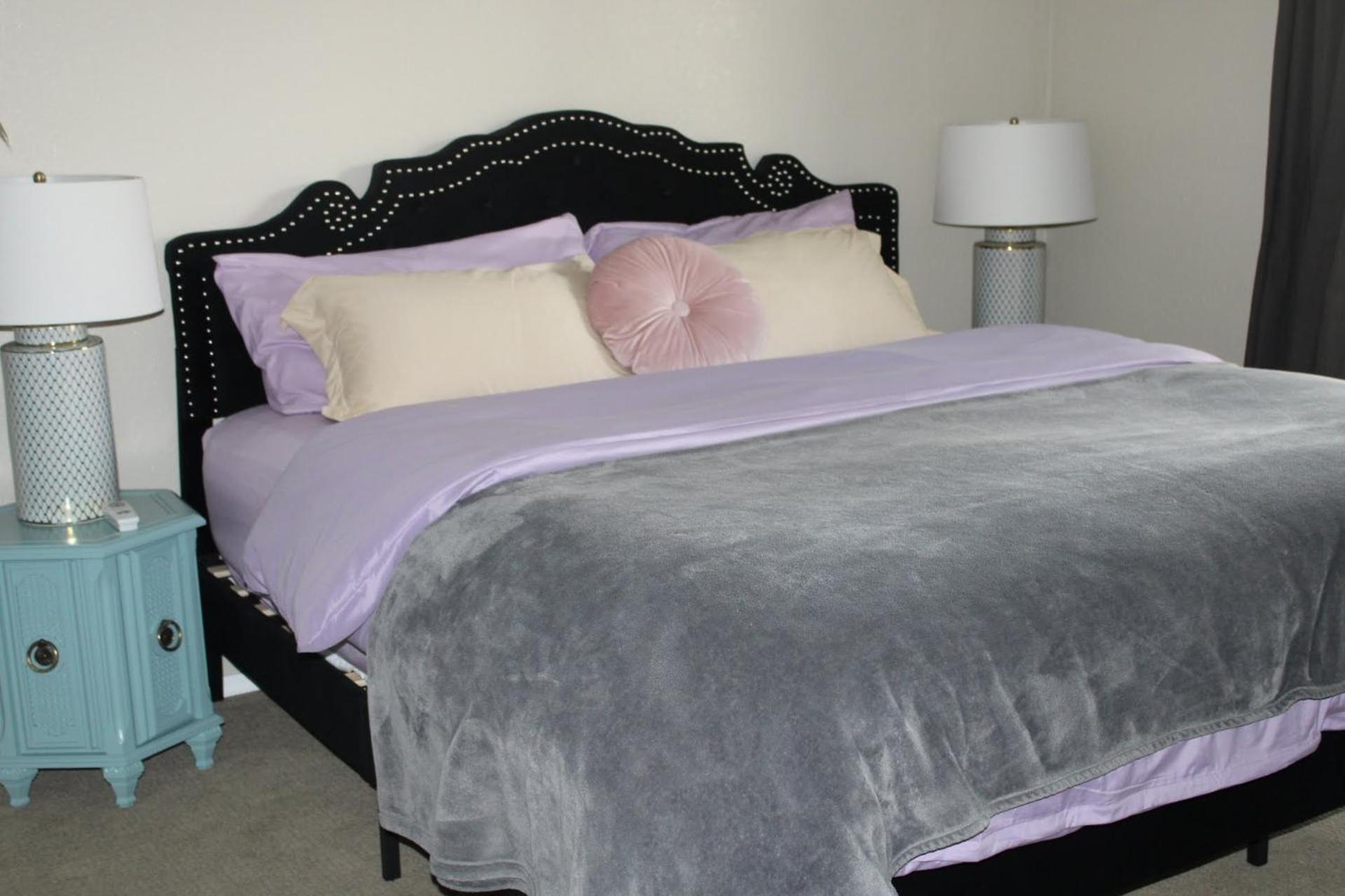 Charming Central Amarillo Retreat With A Jacuzzi ภายนอก รูปภาพ